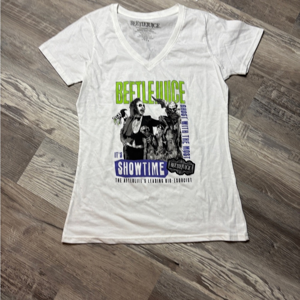 Ripple Junction White Beetlejuice Graphic Tee Halloween ed.